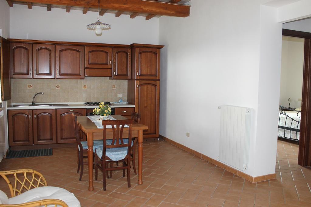 Agriturismo Colle D' Oro Pescia Romana Room photo